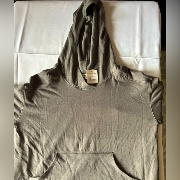 Max Studio Hooded Lightweight Sweatshirt - Picture 1 of 6